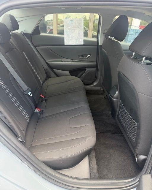 Hyundai Elantra SEL IVT 2022