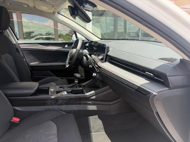 Kia K5 LXS Auto FWD 2025