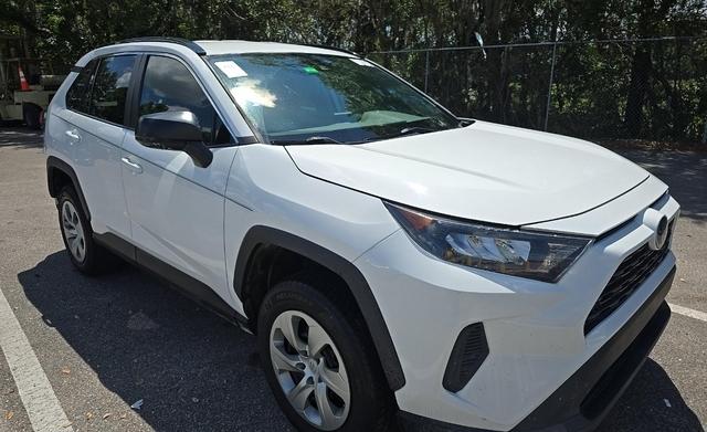Toyota RAV4 LE FWD (Natl) 2021