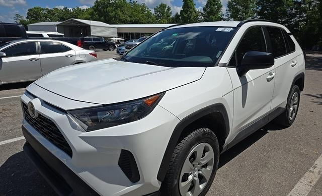 Toyota RAV4 LE FWD (Natl) 2021