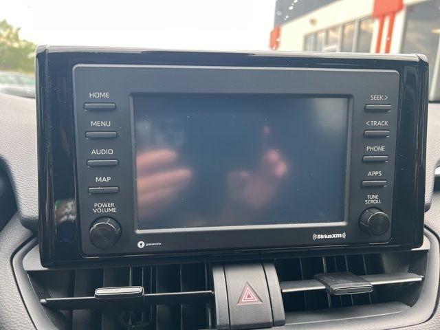 Toyota RAV4 LE FWD (Natl) 2021