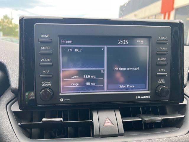 Toyota RAV4 LE FWD (Natl) 2021