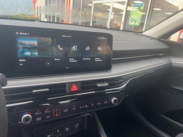Kia K5 LXS Auto FWD 2025