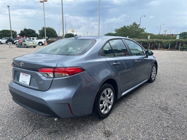 Toyota Corolla LE CVT (Natl) 2023