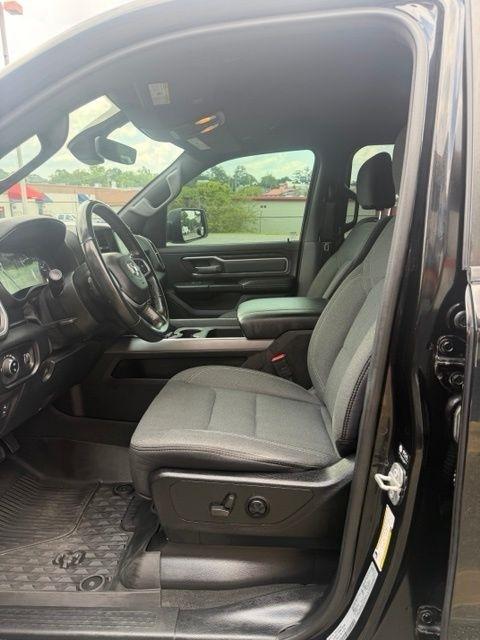 RAM 1500 Big Horn 4x4 Crew Cab 5'7" Box 2021