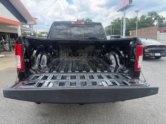 RAM 1500 Big Horn 4x4 Crew Cab 5'7" Box 2021