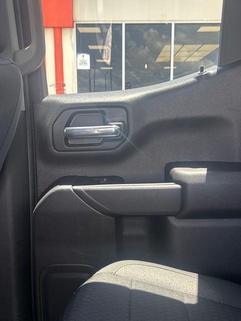 Chevrolet Silverado 1500 2WD Double Cab 147" Custom 2022