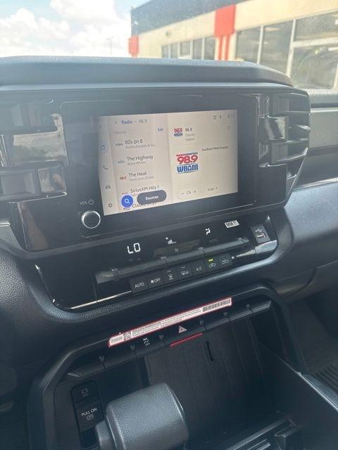 Toyota Tundra 2WD SR5 CrewMax 5.5' Bed (Natl) 2025