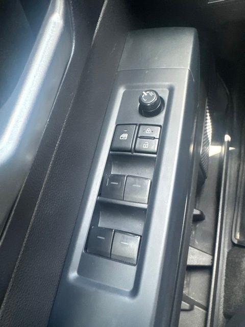 Toyota Tundra 2WD SR5 CrewMax 5.5' Bed (Natl) 2025