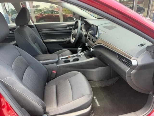 Nissan Altima SV FWD 2025