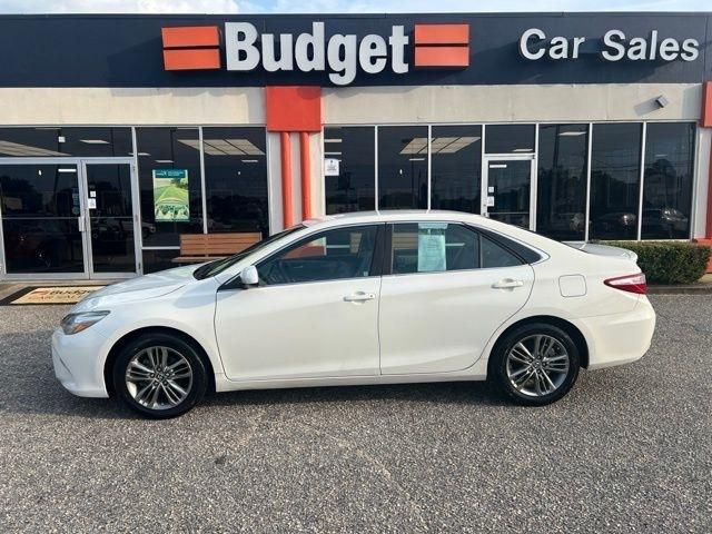 Toyota Camry 4dr Sdn I4 Auto XLE (Natl) 2015