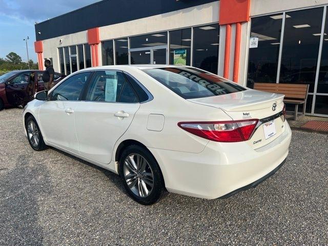 Toyota Camry 4dr Sdn I4 Auto XLE (Natl) 2015