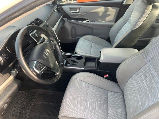 Toyota Camry 4dr Sdn I4 Auto XLE (Natl) 2015