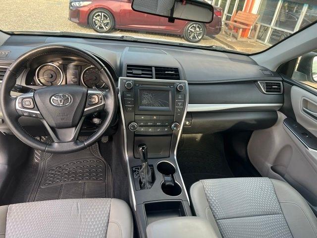 Toyota Camry 4dr Sdn I4 Auto XLE (Natl) 2015