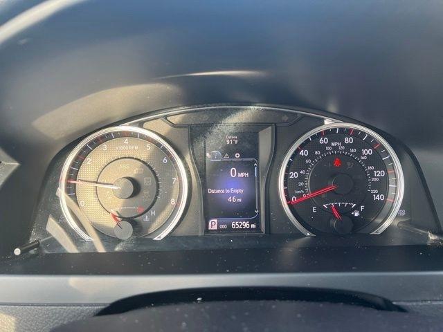 Toyota Camry 4dr Sdn I4 Auto XLE (Natl) 2015