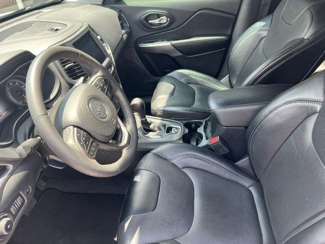 Jeep Cherokee Latitude Lux FWD 2022
