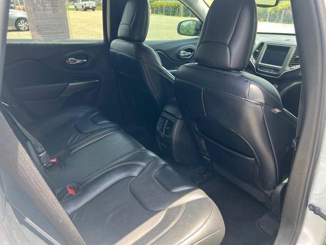 Jeep Cherokee Latitude Lux FWD 2022