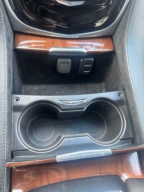 Cadillac Escalade ESV 4WD 4dr Luxury 2018