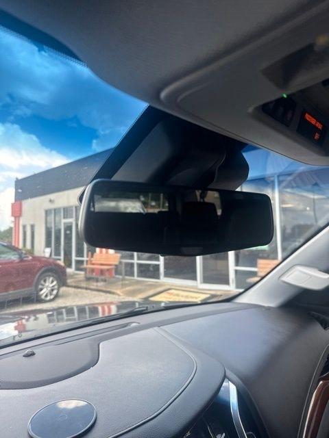 Cadillac Escalade ESV 4WD 4dr Luxury 2018
