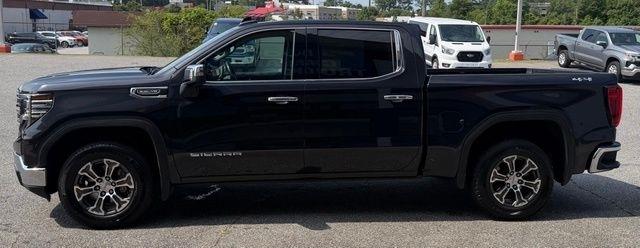 GMC Sierra 1500 4WD Crew Cab 147" SLT 2025