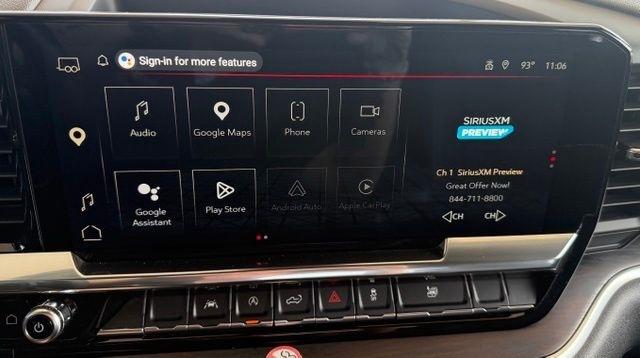 GMC Sierra 1500 4WD Crew Cab 147" SLT 2025