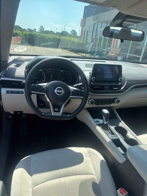 Nissan Altima SV FWD 2025