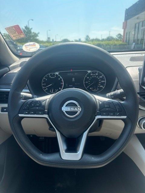 Nissan Altima SV FWD 2025