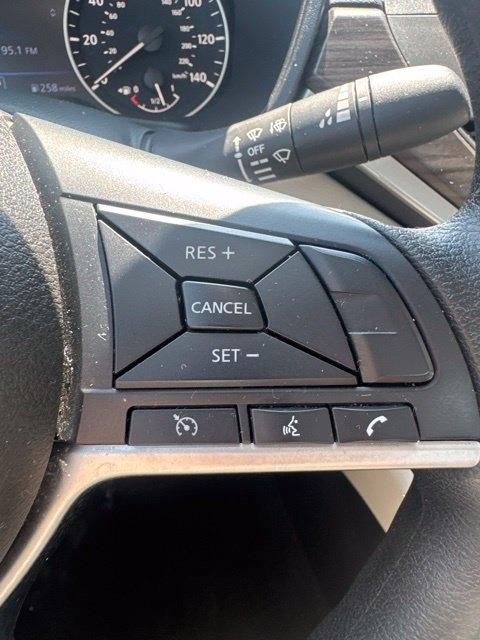 Nissan Altima SV FWD 2025