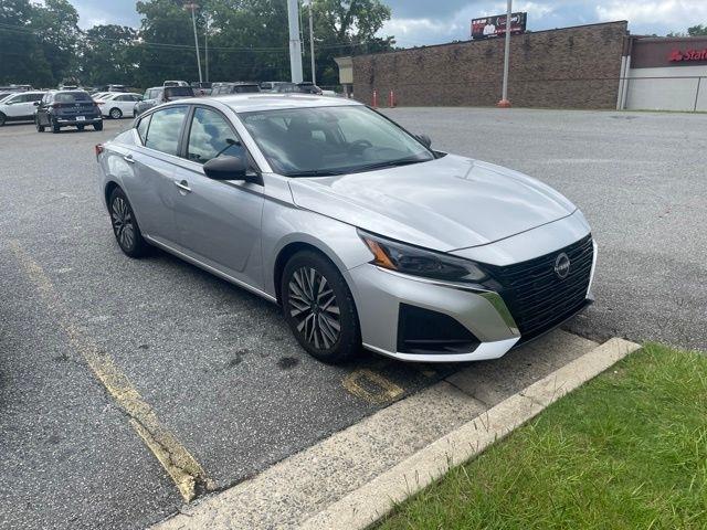 Nissan Altima 2.5 SV Sedan 2024