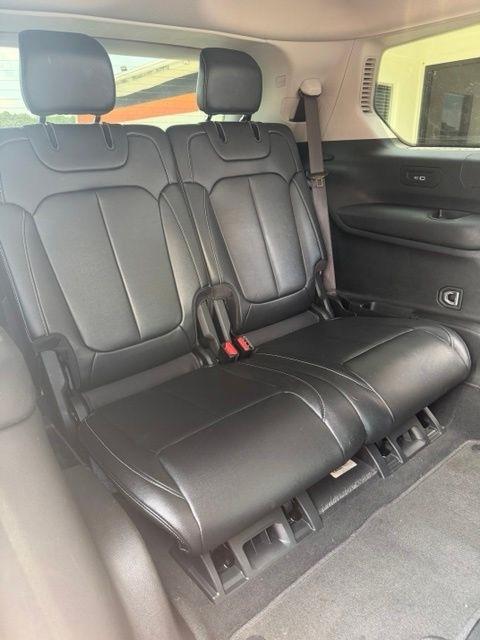 Jeep Grand Cherokee L Limited 4x2 2023