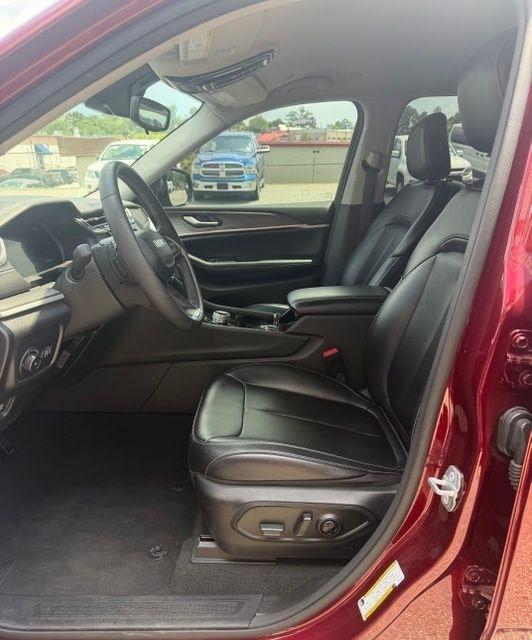 Jeep Grand Cherokee L Limited 4x2 2023