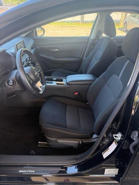 Nissan Sentra SV CVT 2025