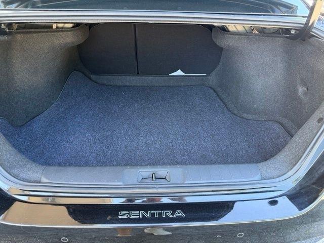 Nissan Sentra SV CVT 2025