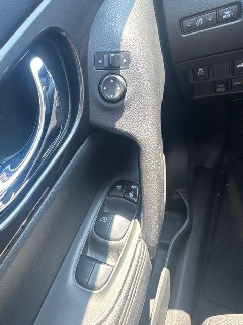 Nissan Rogue AWD SV 2018