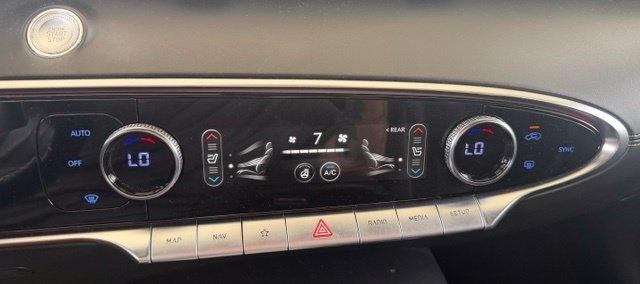 Genesis GV70 2.5T AWD 2023