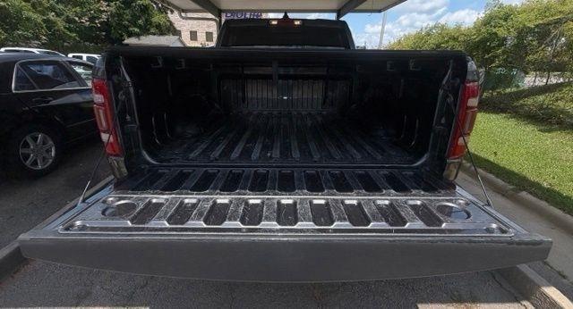 RAM 1500 Laramie 4x2 Crew Cab 5'7" Box 2019