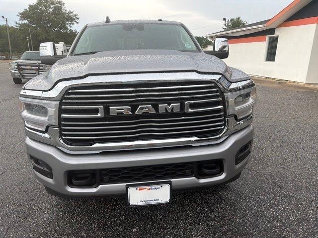 RAM 2500 Laramie 4x4 Crew Cab 6'4" Box 2024