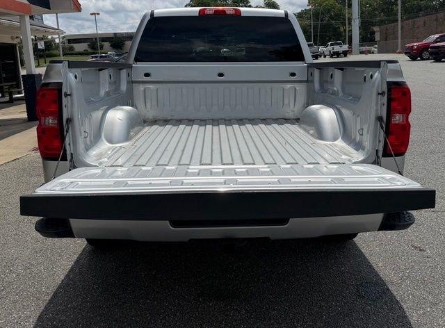 Chevrolet Silverado 1500 4WD Crew Cab 143.5" LT w/2LT 2017