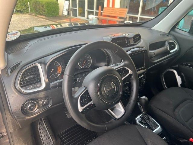 Jeep Renegade Latitude FWD 2019