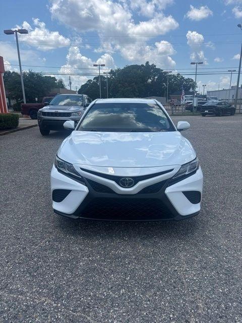 Toyota Camry XLE Auto (Natl) 2019