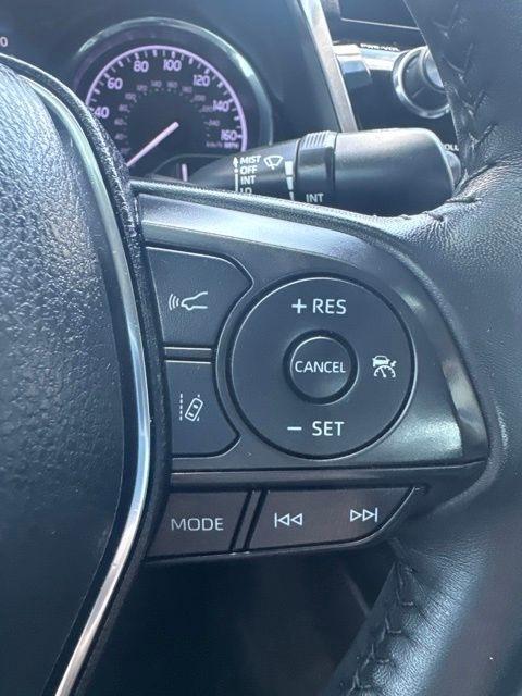 Toyota Camry XLE Auto (Natl) 2019