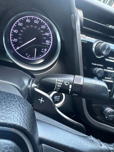 Toyota Camry XLE Auto (Natl) 2019