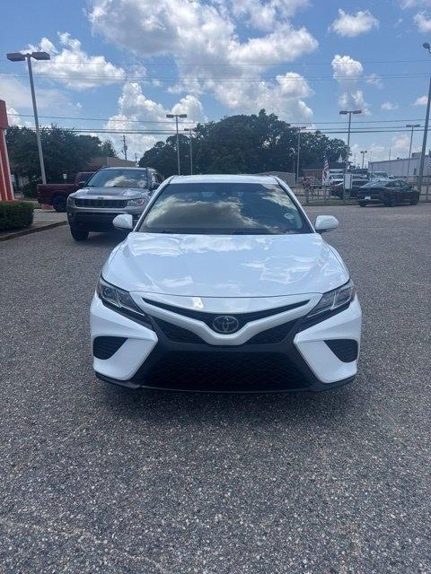 Toyota Camry LE Auto (Natl) 2019