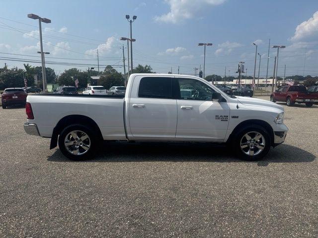 RAM 1500 Classic Big Horn 4x4 Crew Cab 6'4" Box 2019