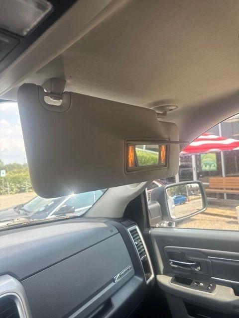 RAM 1500 Classic Big Horn 4x4 Crew Cab 6'4" Box 2019