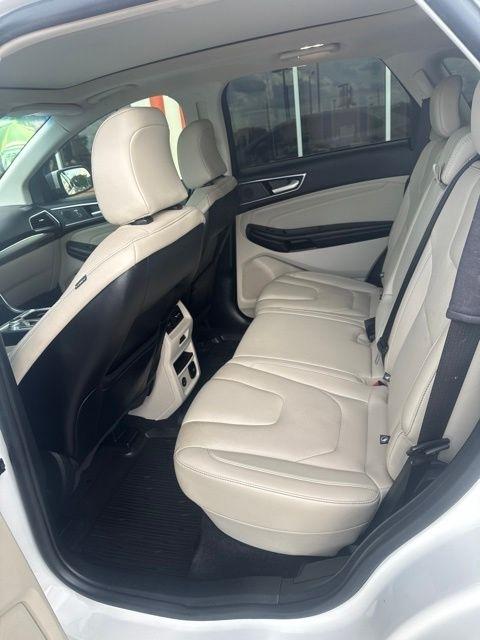 Ford Edge Titanium AWD 2022