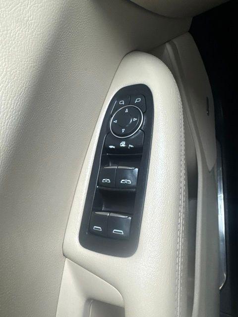 Cadillac XT5 FWD 4dr 2019