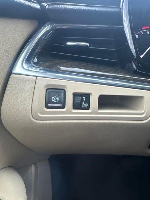 Cadillac XT5 FWD 4dr 2019
