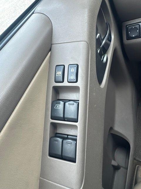 Nissan Frontier Crew Cab 4x2 SL Auto 2017