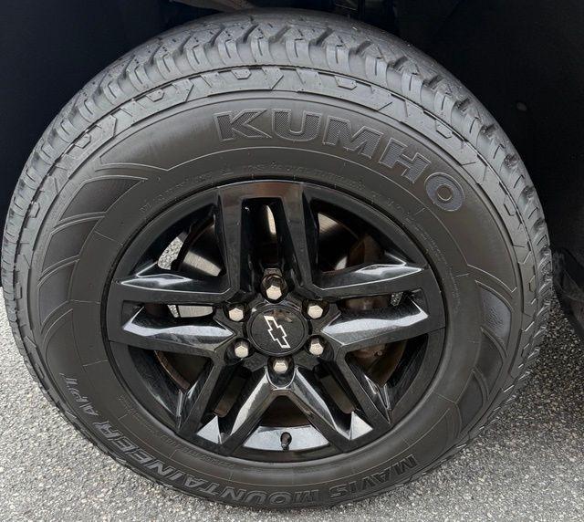 Chevrolet Silverado 1500 4WD Crew Cab 147" LT Trail Boss 2020